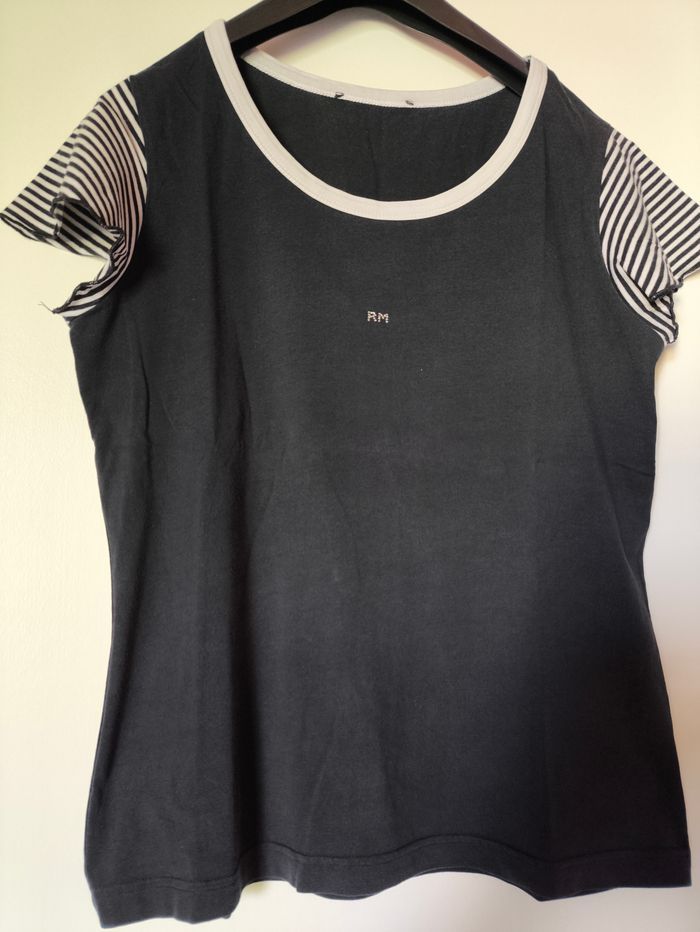 beau tee shirt très bon état 1.50 € - photo numéro 1