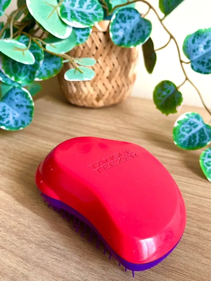 Célèbre Brosse tangel teezer et démêlante compacte violette et rose - photo numéro 4
