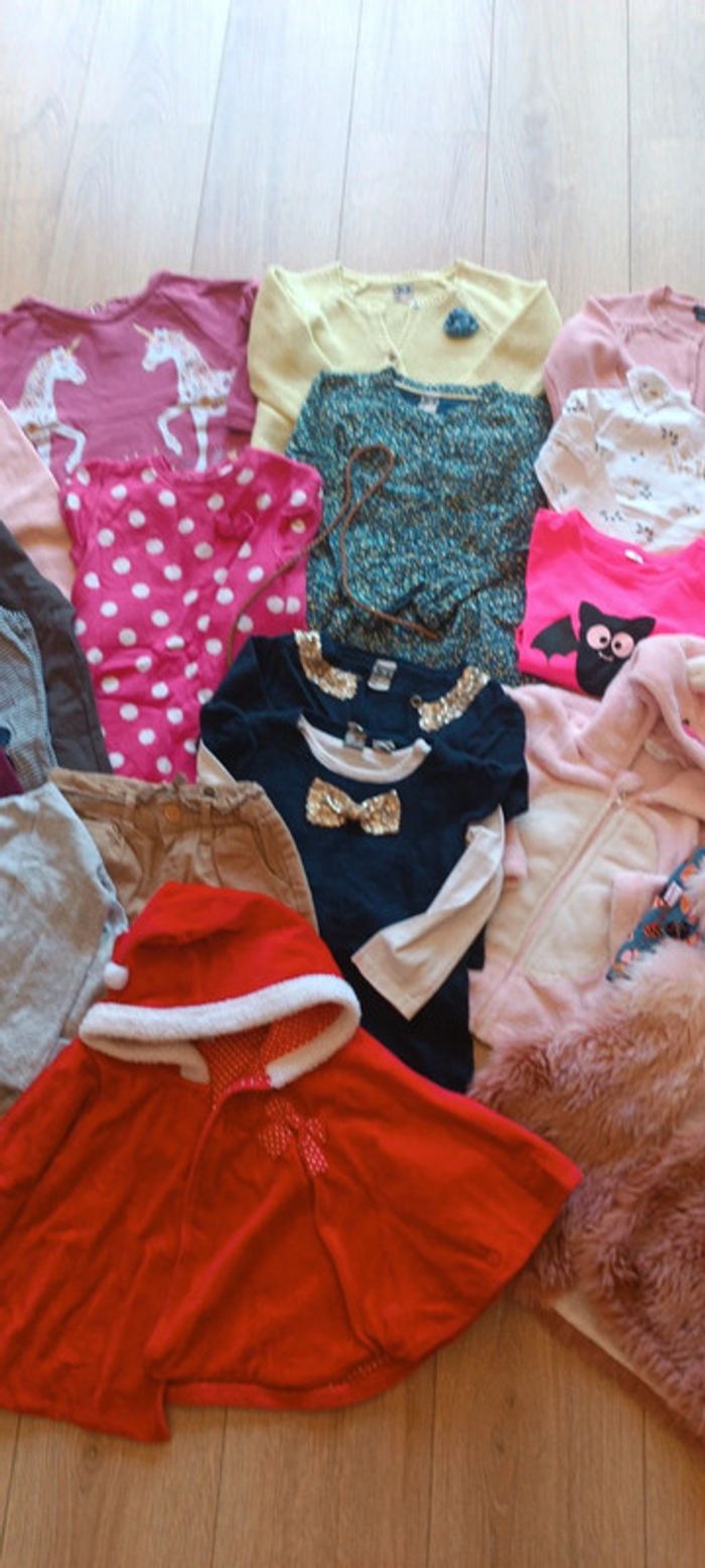 Lot vêtements 24mois fille - photo numéro 3
