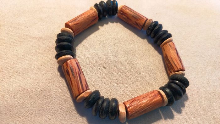 Bracelet élastique effet bois et perles noires brillantes – Collection Terres d’Ailleurs - PMN - photo numéro 7