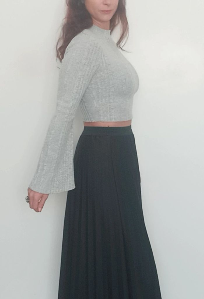 Pull moulant court manches évasées taille 38 - photo numéro 6