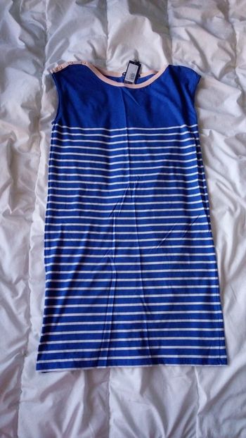 Très jolie robe à rayures manches courtes Petit Bateau