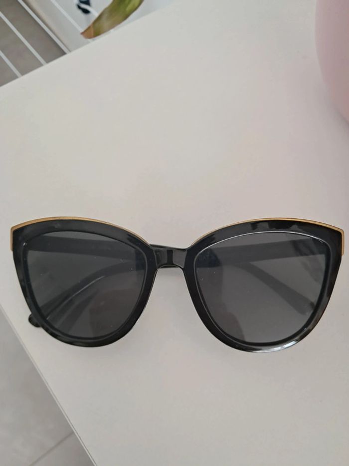 Lunettes de soleil