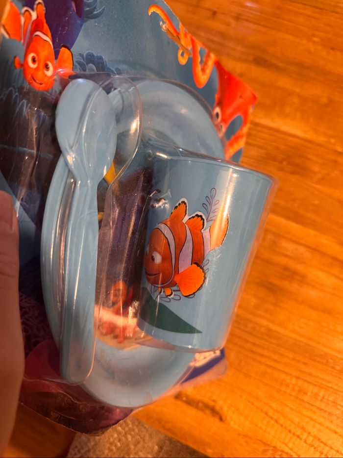 Lot assiettes couverts bébé enfant Disney nemo - photo numéro 2