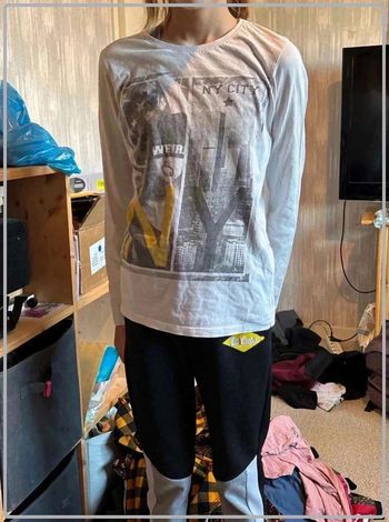 T  shirt  manche longue  taille  14ans marque  okaidi