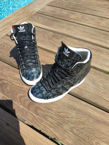 Adidas art Q21911 profi snake skin
