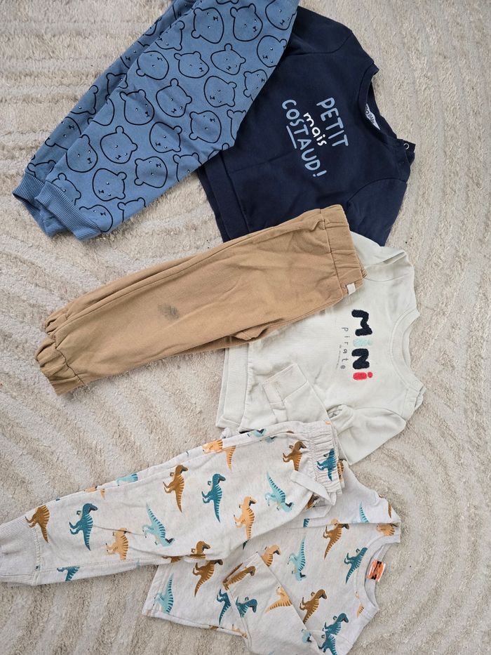 Lot vêtements garçon 2ans - photo numéro 3