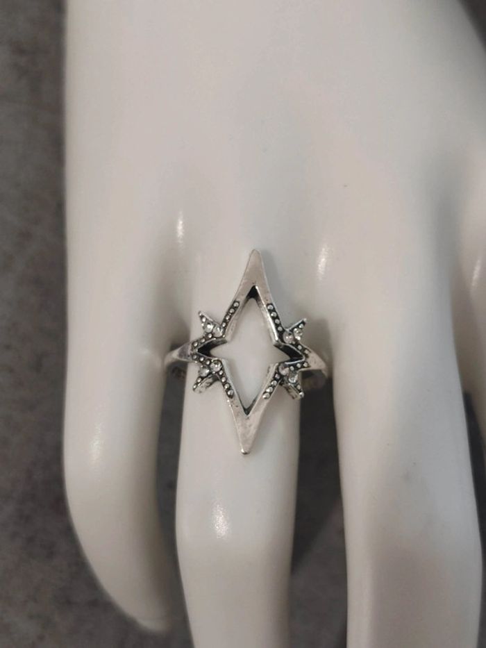 Bague fantaisie métal argenté étoile