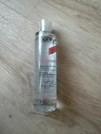 Gelée démaquillante apaisante Sensidiane