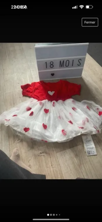 Robe bébé fille dentelle motif coeur
