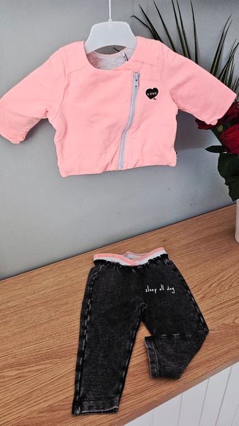 Ensemble ikks 6 mois