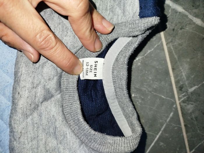 Pull tricolore sweat écharpe bebe garçon 12/18 mois shein - photo numéro 2