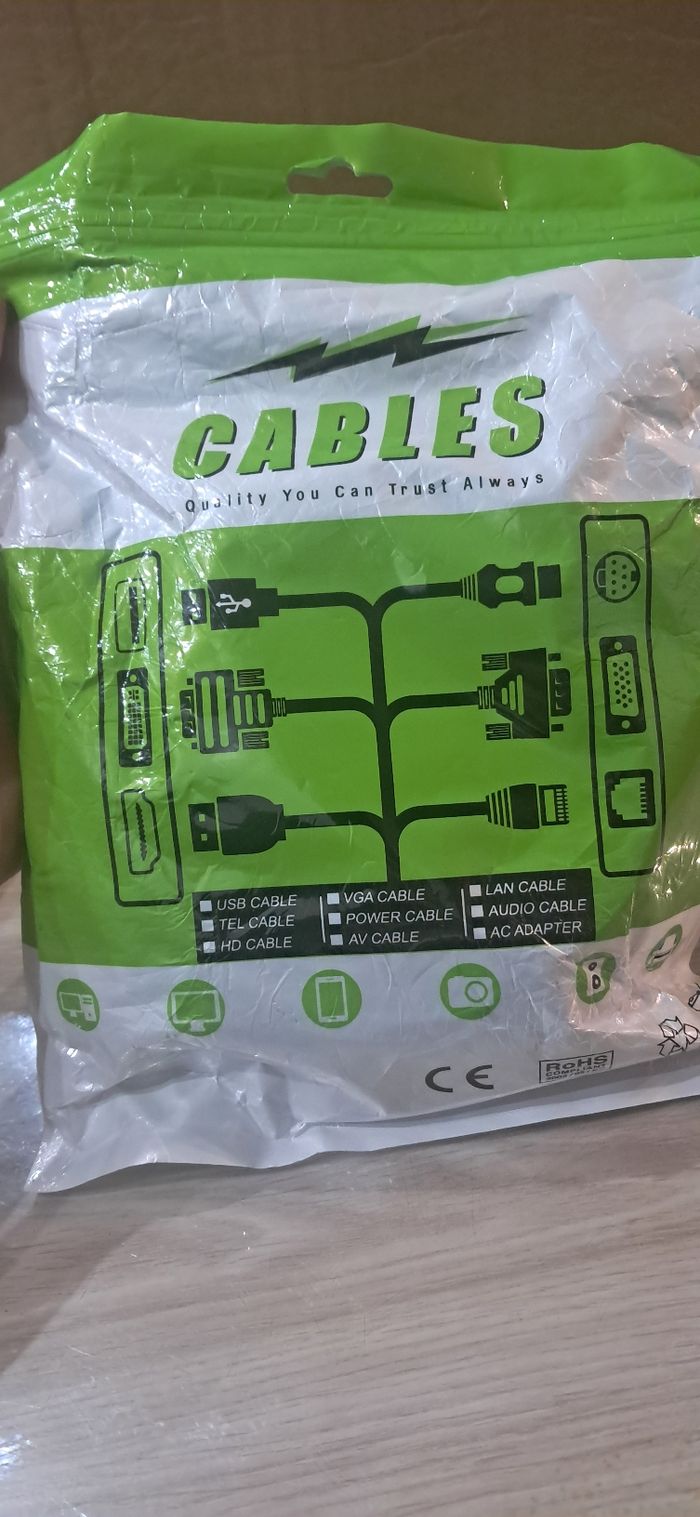 Deux Câbles HDMI 5 mètres nouveau