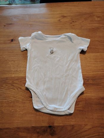 Bodie manche courte taille 12 mois