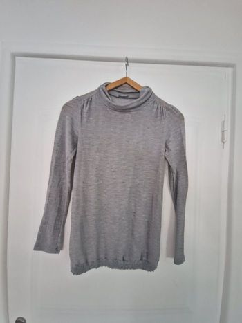 Pull col roulé léger