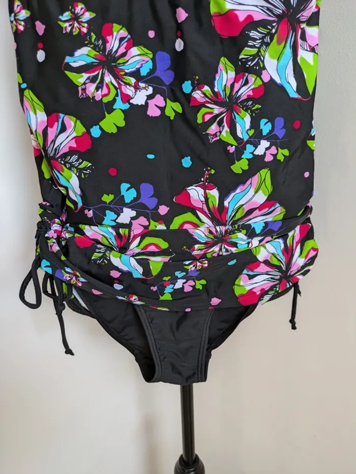 Maillot de bain - photo numéro 3