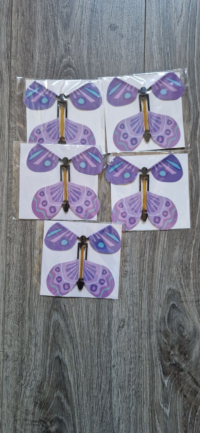 Papillons volant