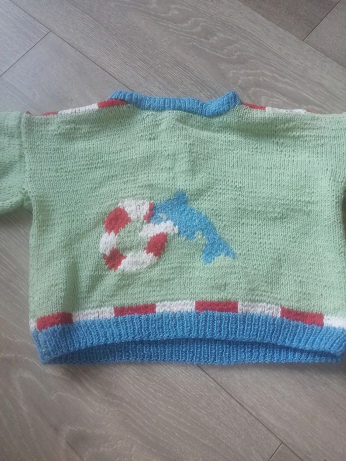 🌸Pull motif mer et dauphin Taille 18 mois "Fait main" 🌸