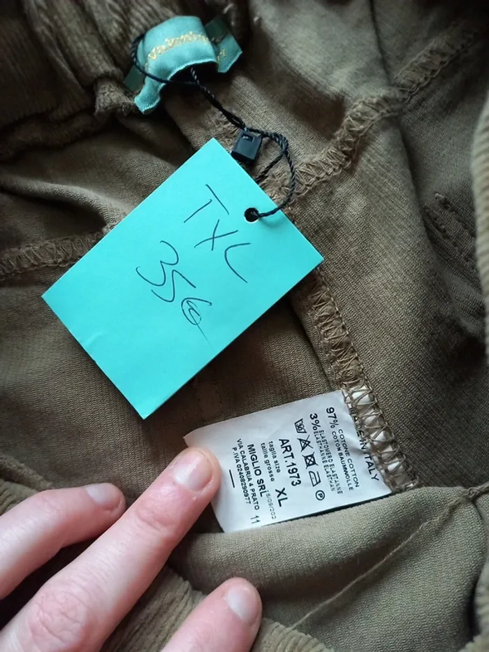 Pantalon en velours L/XL - photo numéro 18