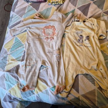Lot de pyjamas