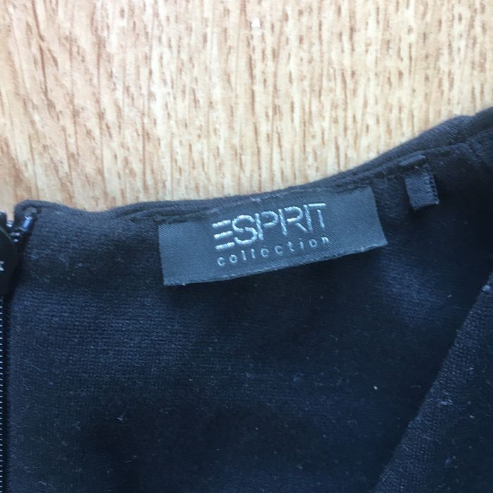 Robe noire avec sequins 🖤 Esprit 🖤 taille M - photo numéro 7