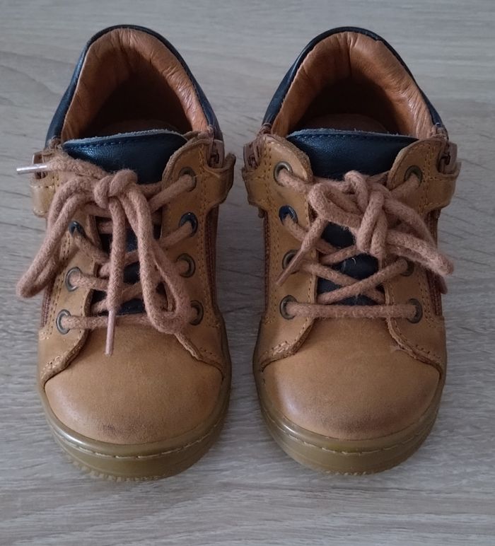 Chaussure 24