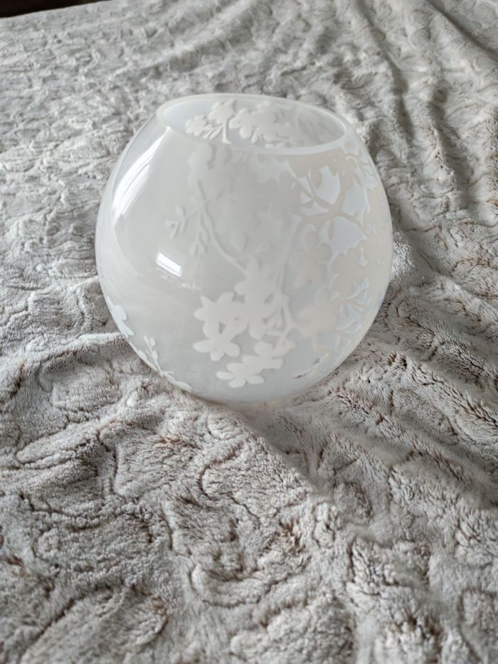 Lampe abat-jour à poser en verre transparent motifs floraux Ikea