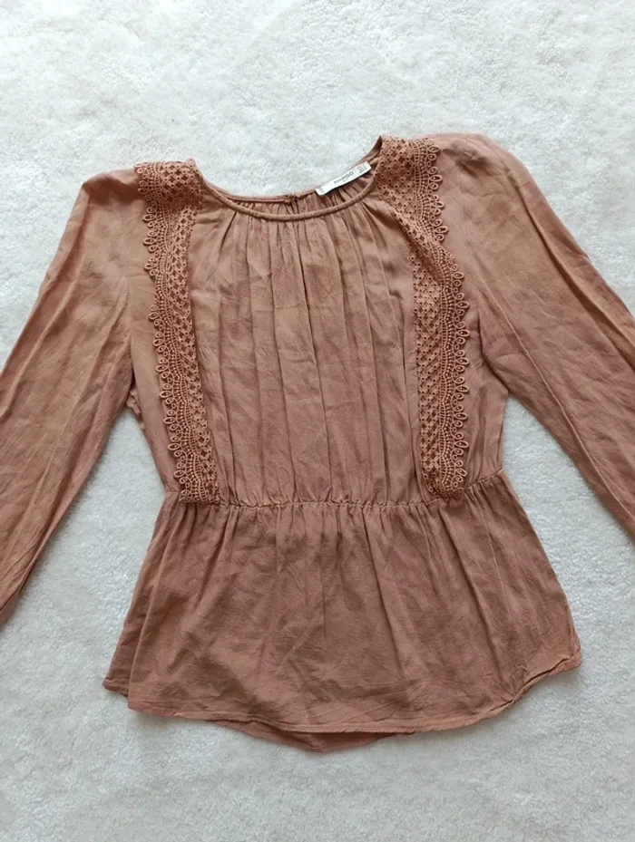 Blouse Mango suite S avec broderie, caramel, rose poudré légère fluide ample - photo numéro 5