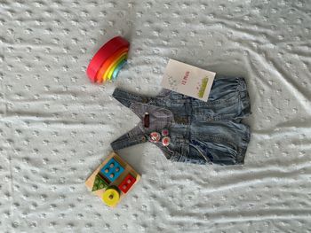 salopette short en jean bleu broderie aux poches 12 mois catimini