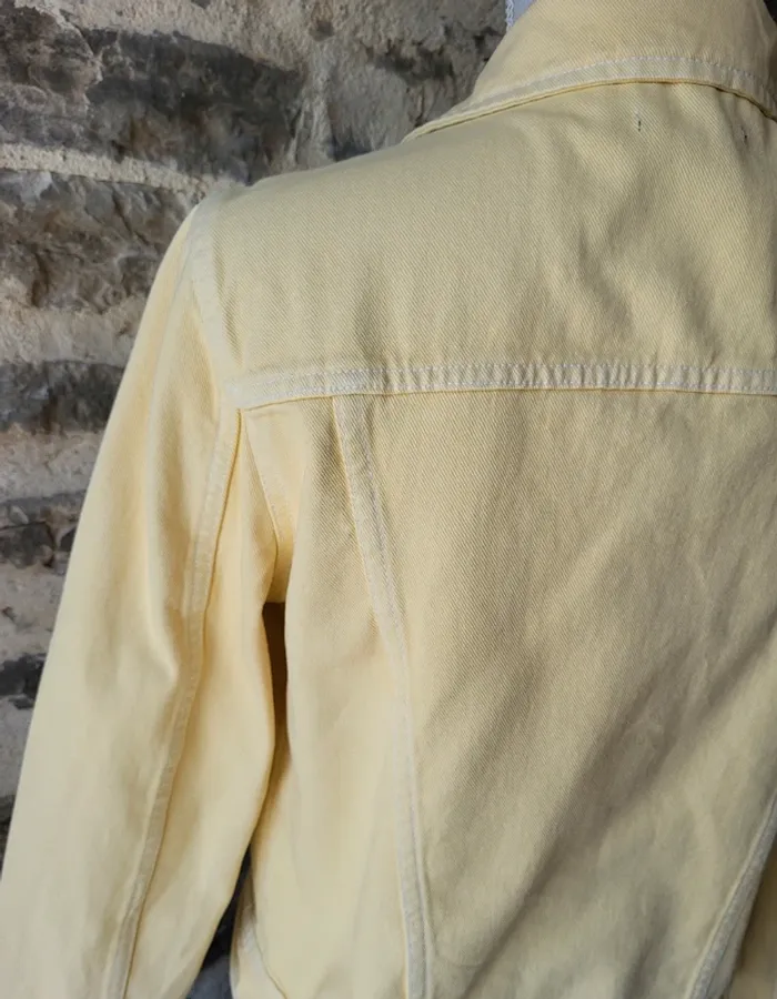 Veste en jean jaune Kiabi Taille 38 - photo numéro 5