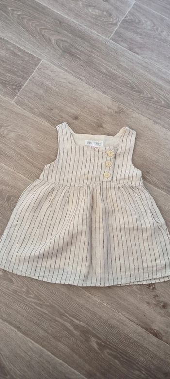 Robe zara parfait état