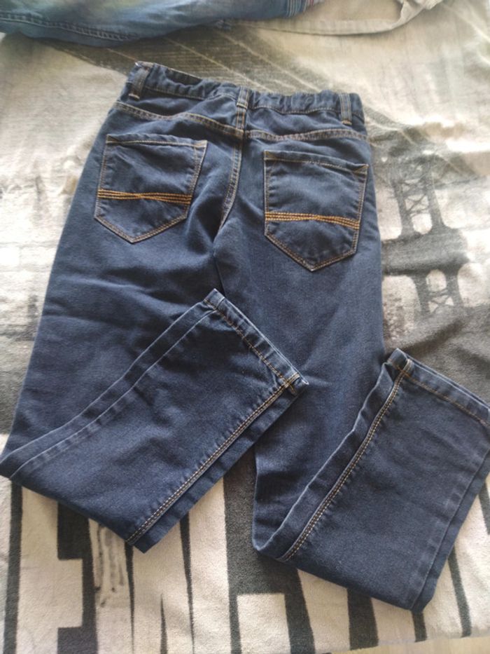 Lot 2 jeans 10 ans - photo numéro 4