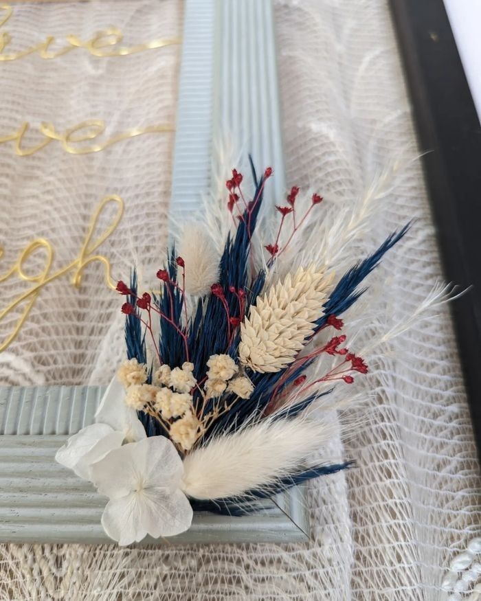 Cadre en bois fleuri fleurs séchées fil doré déco - photo numéro 2