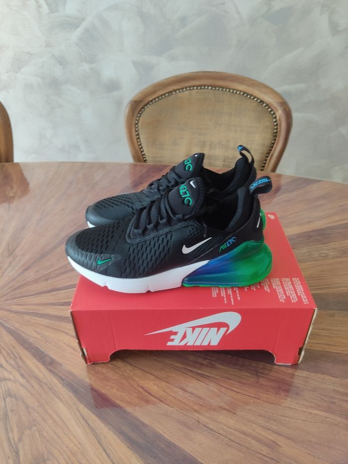 Baskets Nike air max 270 T 38.5 - photo numéro 2