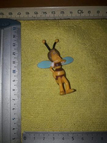 Maya l'abeille figurine
