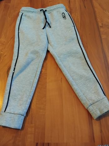 Jogging gris 4ans