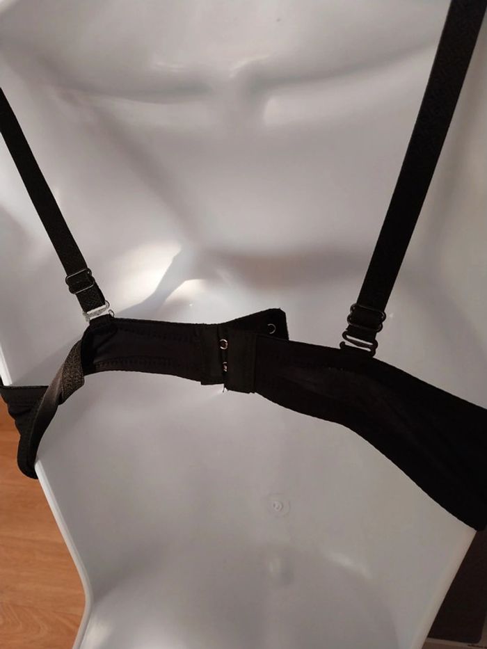 Soutien gorge 100 C - photo numéro 3