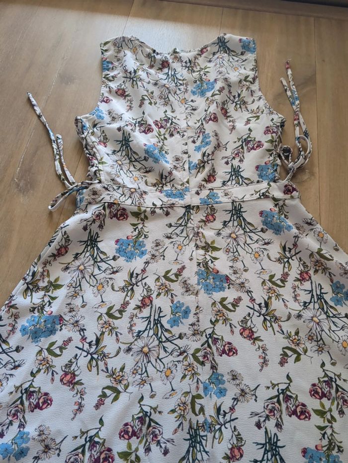 Robe été fleurie ouverture côté - photo numéro 3