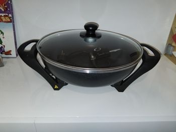 Sauteuse électrique