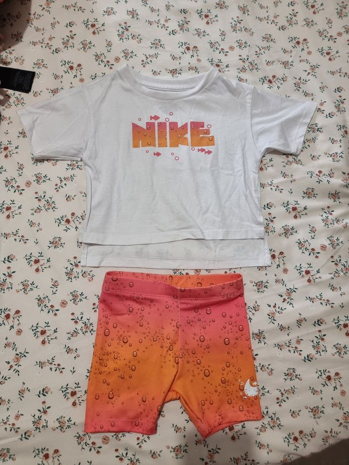 Ensemble sport Nike 2/3  ans