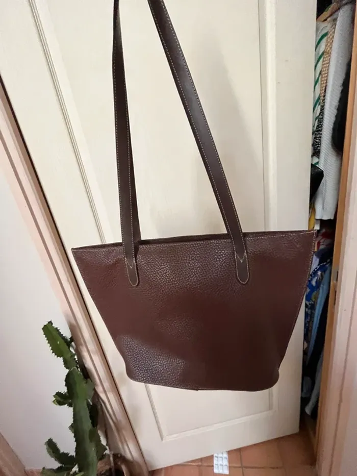Sac bordeaux de la marque Paquetage  -  Ancien mais peut servir - photo numéro 2