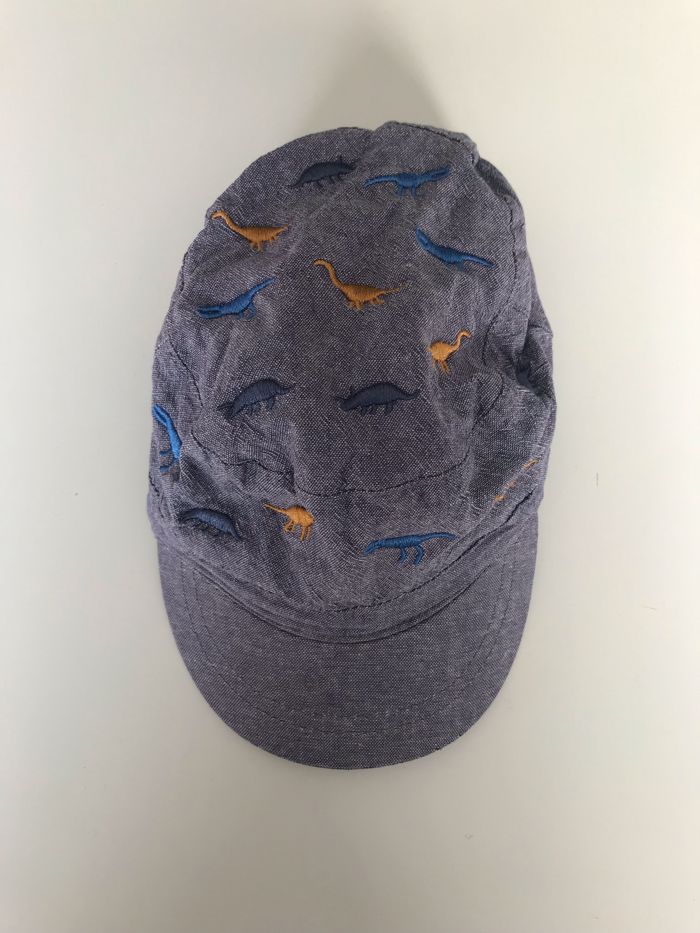 Casquette bébé bleu dinosaures