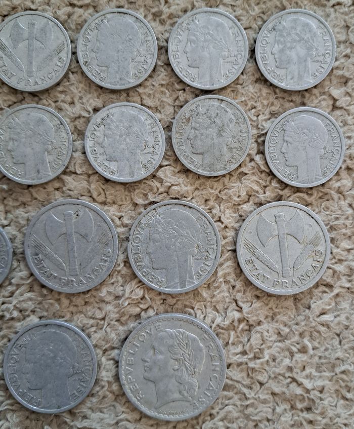 Lot de 16 anciennes pièces de monnaie en alu de 1942 à 1957 - photo numéro 6