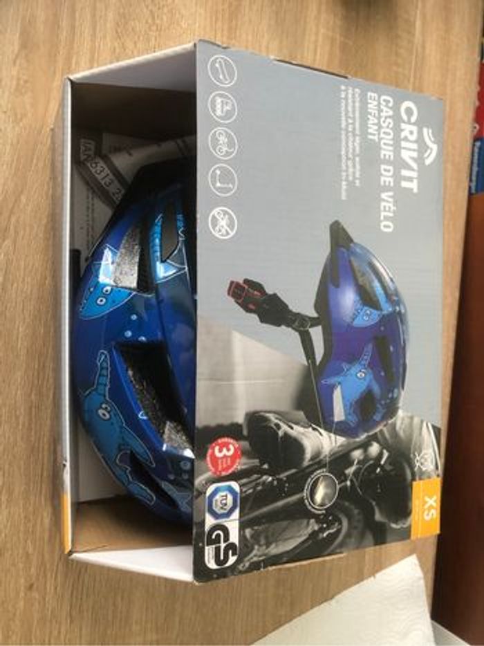 Casque vélo enfant avec éclairage intégré - photo numéro 7