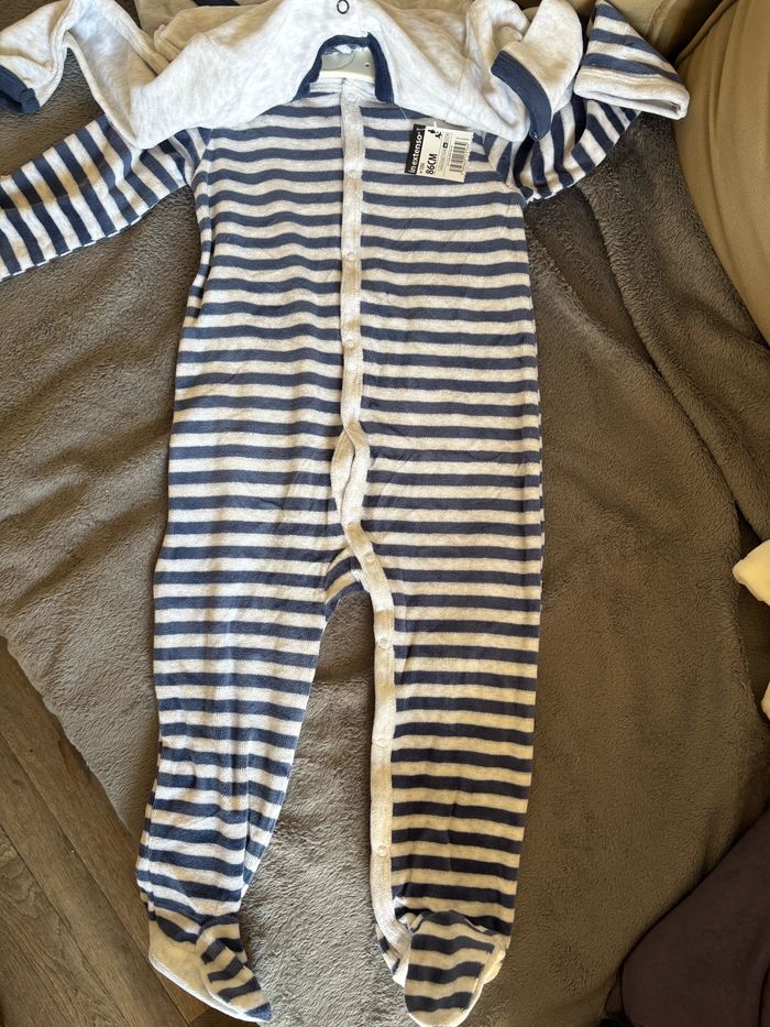 Lot 2 pyjamas une pièce grenouillères r toutes saisons neuf étiquette - photo numéro 3