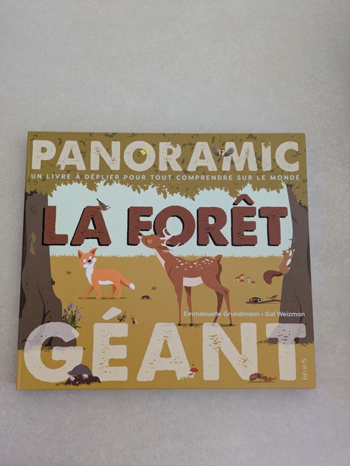 Livre panoramique La forêt