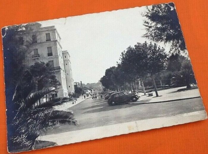Carte postale ancienne Arcachon (Gironde) Place Carnot Perspective du Casino Mauresque - photo numéro 3