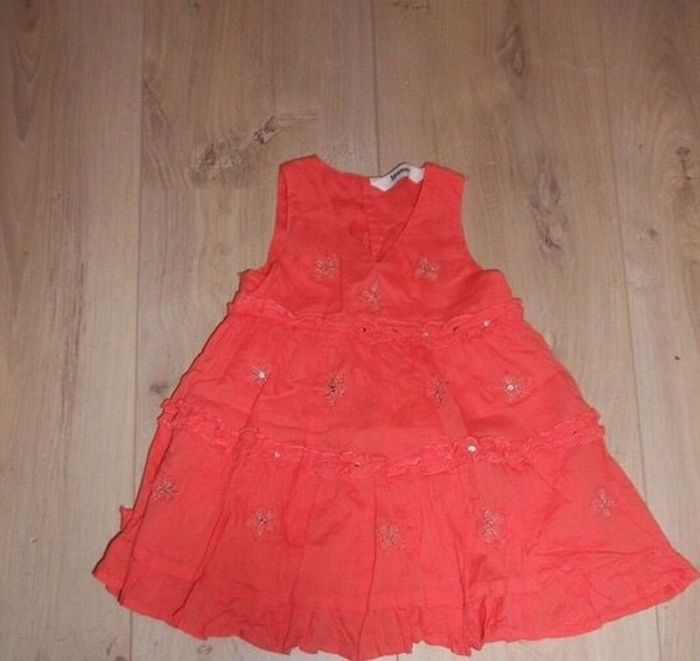 Robe été avec brillant