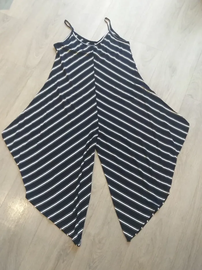 Salopette asymétrique rayée - photo numéro 2