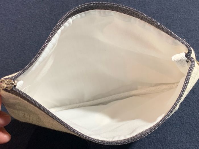 Pochette, trousse imprimée dorée pailletée - photo numéro 3